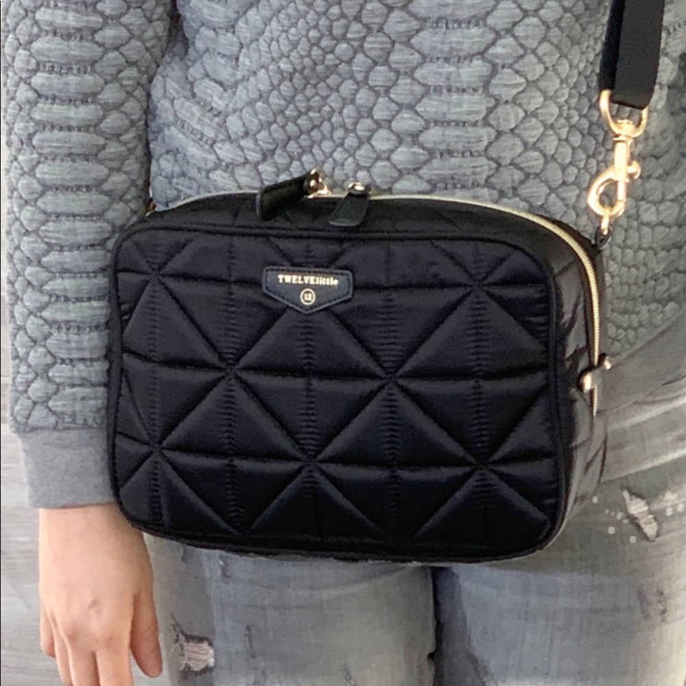 Water resistant nylon diaper clutch